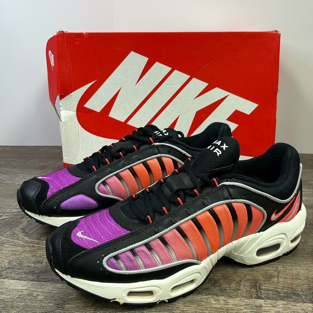 Nike Air Max Tailwind IV AQ2567 002 Suns Size 11